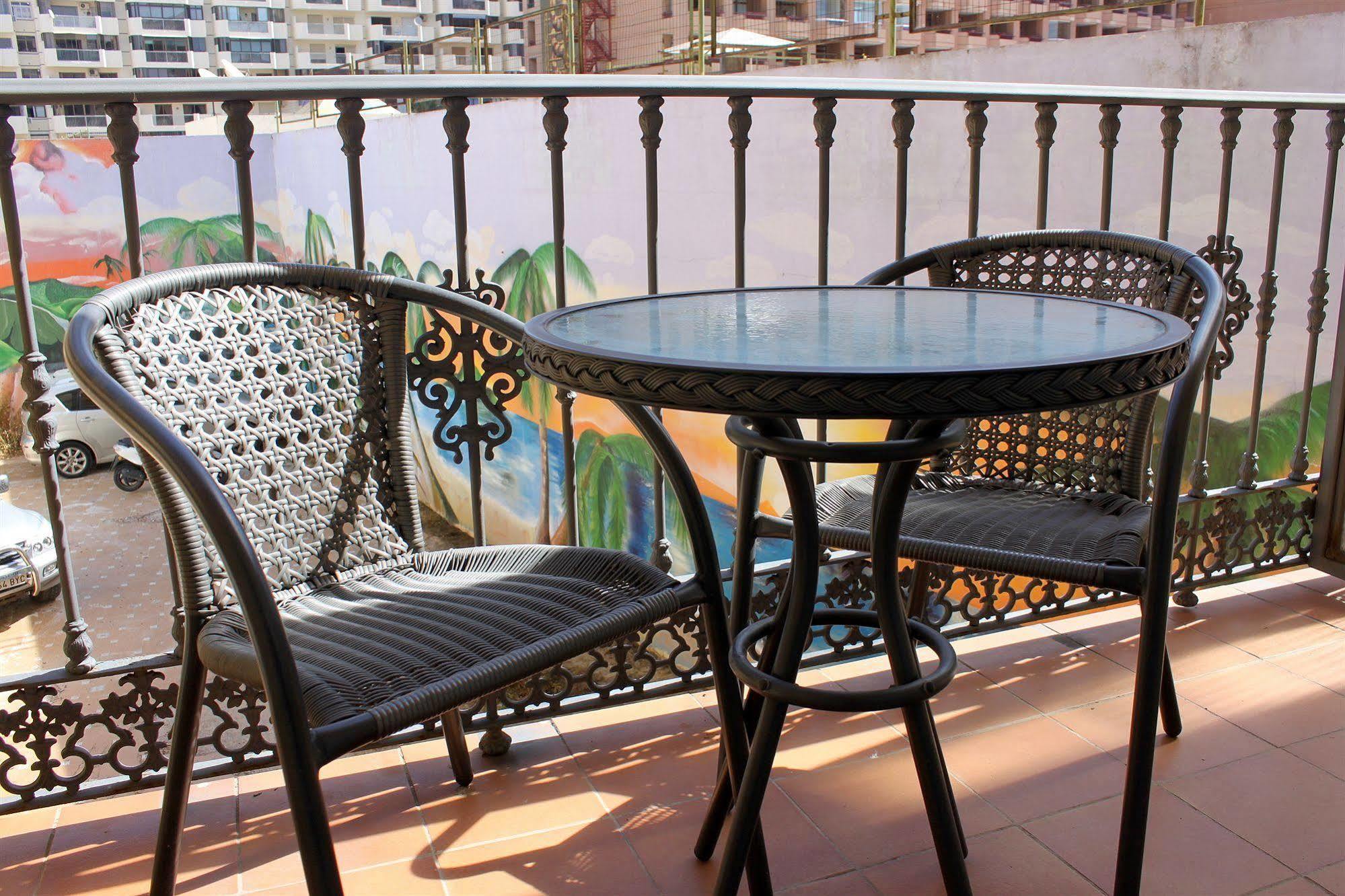 Agur Fuengirola